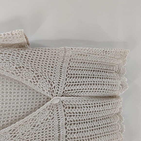 Christopher & Banks Ivory Crochet Cover Size Medium One Button Closure - Picture 3 of 6